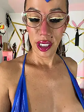 YOURSDEBORA Adlı Modelin Web Kamerası Şovu