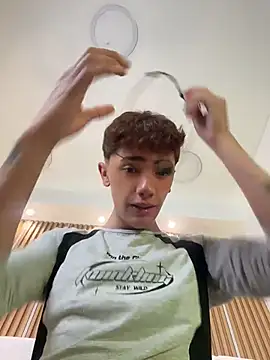 Chat XXX Live Timothy_ros