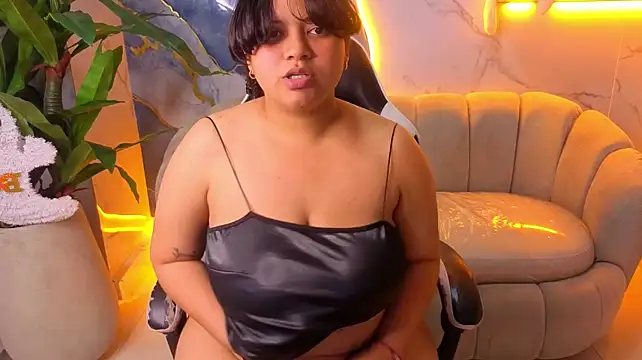 Scarleett_Tx Chat XXX live