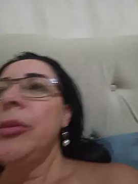 Chat +18 de regina475 ao vivo
