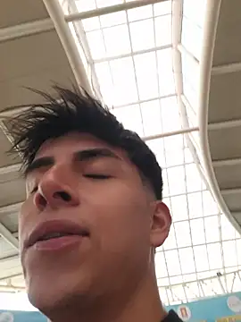 Онлайн чат XXX ZaneHoward