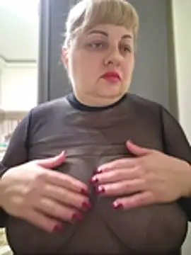 LanaSoftt's Live XXX Chat