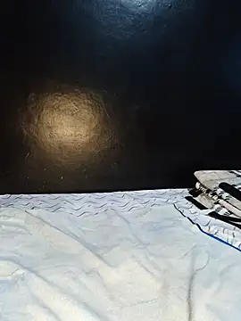 XXX chat uživo modela Saul_88