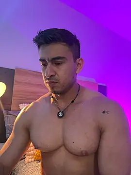 XXX chat uživo modela Chris_Clarck