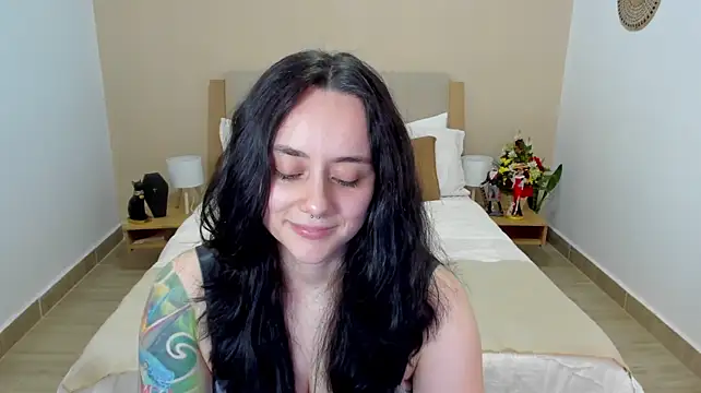 צ'אט XXX בשידור חי של KatherineBond