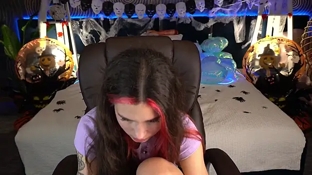 צ'אט XXX בשידור חי של BabyFlowerr