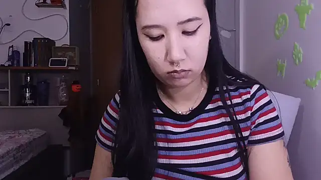 Japabaixinha Chat XXX live