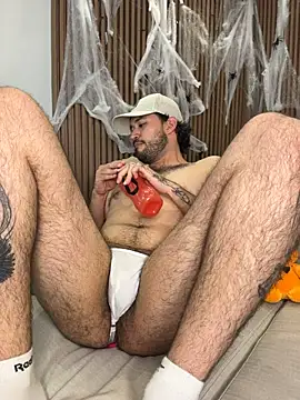 XXX chat uživo modela Adrian_SITH