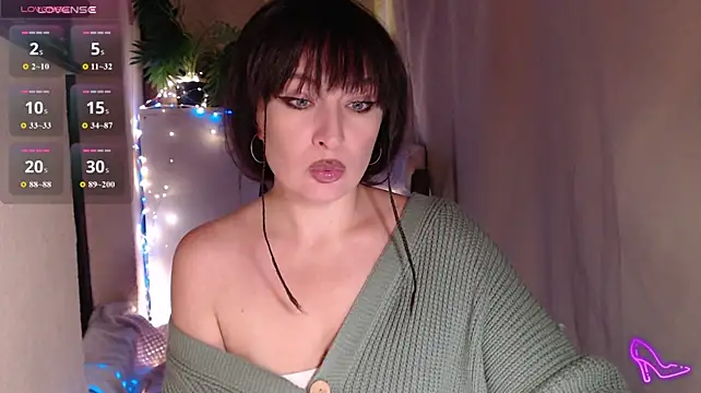 XXX chat uživo modela Zeeeme
