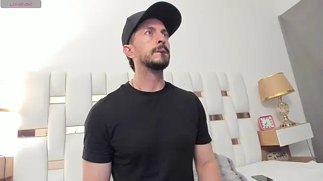 luckas_berry – Naživo XXX chat