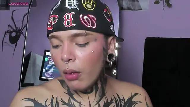 Онлайн чат XXX Cliffortt