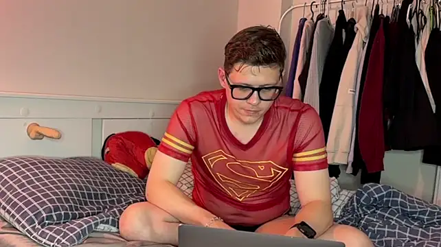 daniel-below élő XXX-chatje