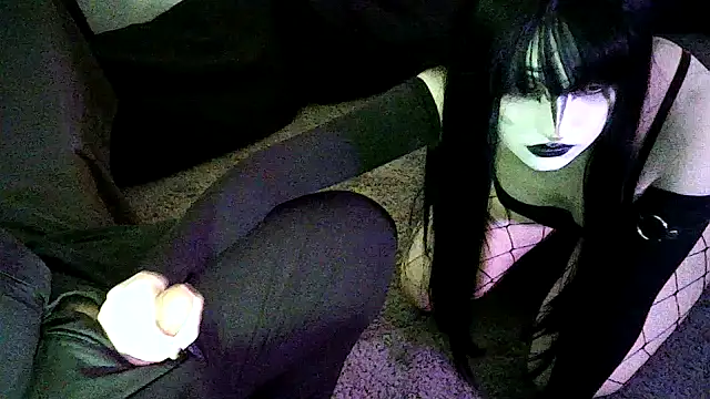 KinkyQuel's Live XXX Chat
