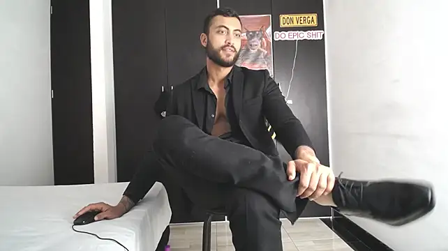 ClayBrown's Live XXX Chat