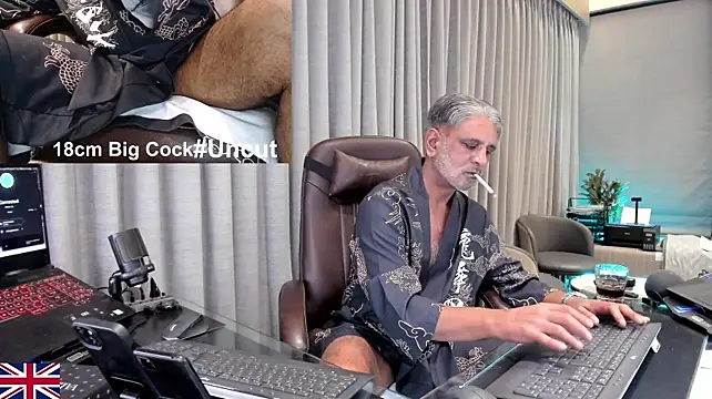 Živý XXX chat OnlineBossUK