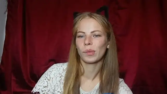 SilentPassion567 Adlı Modelin Canlı XXX Sohbeti