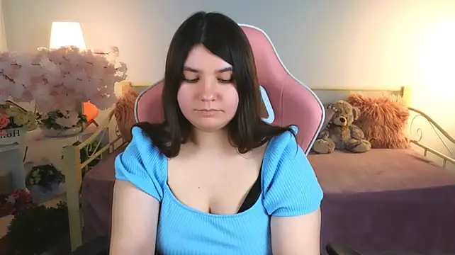 Živý XXX chat Viola__Shy