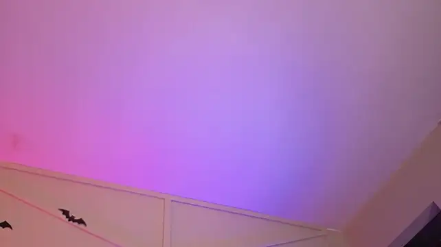 Živý XXX chat mia_adams_bm