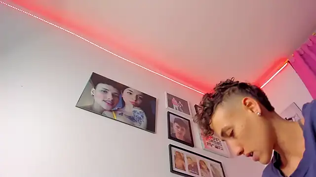 megan_100's Live XXX Chat