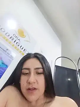 CAROLINE__07 Live XXX Chat