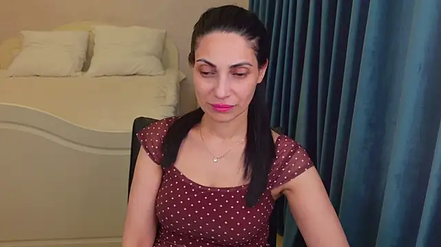دردشة LovelyBeatrice الجنسية المباشرة