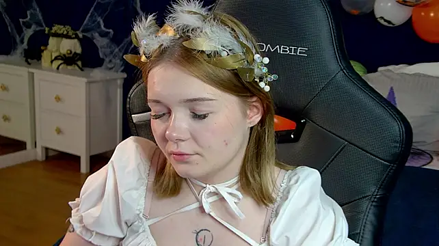 ElinaVale's Live XXX Chat