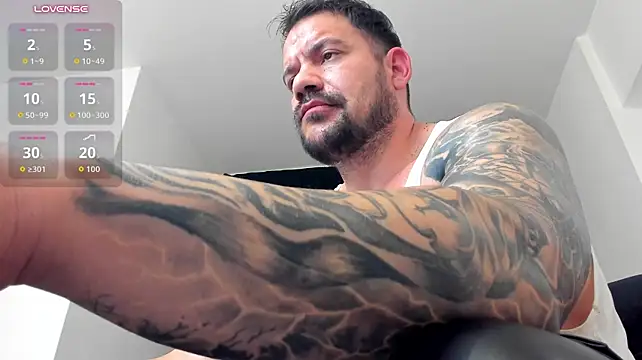 Živý XXX chat musclemonster31