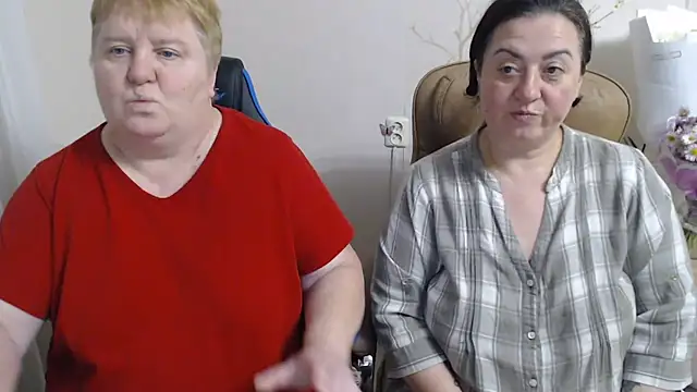 XXX chat uživo modela Lindy-Jeanie