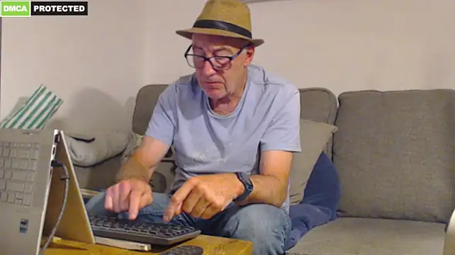 bluedae1's Live XXX Chat
