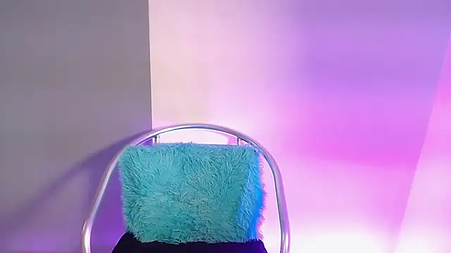 sarayandcamilofon's Live XXX Chat