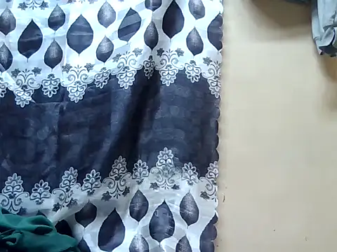XXX chat uživo modela ToxicDoll01