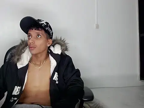 Czat XXX na żywo – brayan__hot__