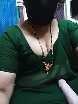 Czat XXX na żywo – Chikki_20
