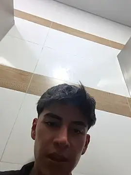 Chat XXX en directo de ZaneHoward