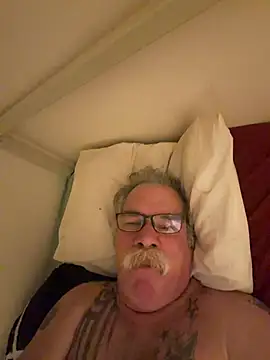 Czat XXX na żywo – Caesar_Baxter