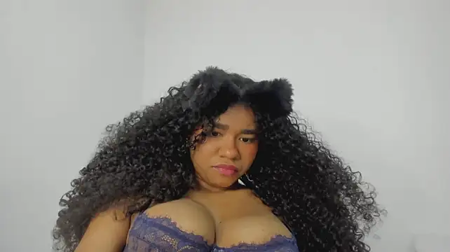 Živý XXX chat ashley_lemus
