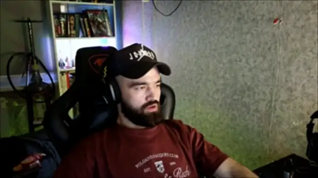XXX chat uživo modela _Serious_Man