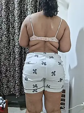 Czat XXX na żywo – Your_Sanaa1
