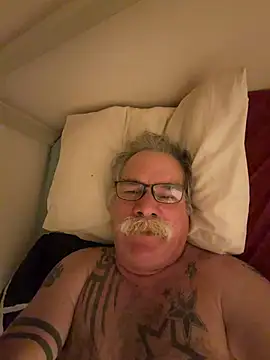Caesar_Baxter Live XXX-chat