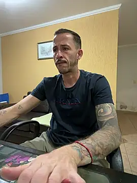 MeladoDiMel Adlı Modelin Canlı XXX Sohbeti