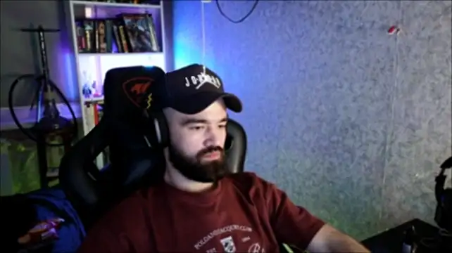 XXX chat uživo modela _Serious_Man
