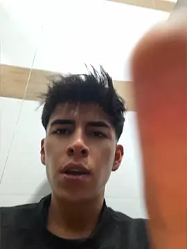 Chat XXX ao vivo de ZaneHoward