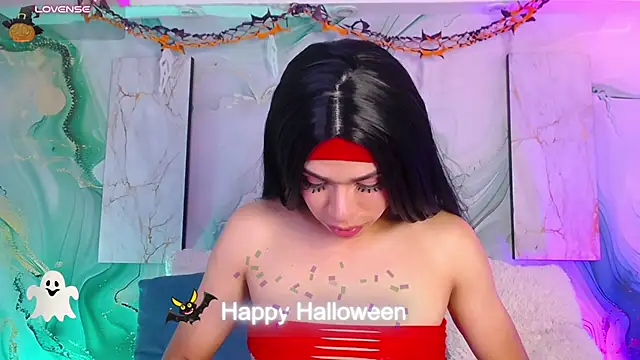 Chloe_Lombardi Adlı Modelin Canlı XXX Sohbeti