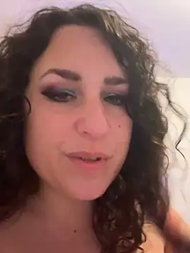 DreamCurves' Live XXX Chat