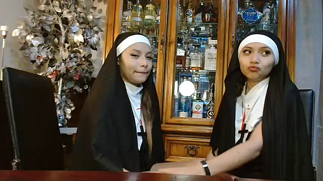 Živý XXX chat 3littles
