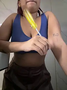 Roxxi_Boom's Live XXX Chat