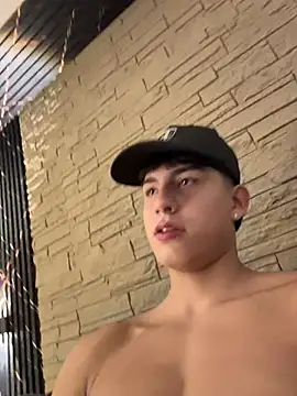 Lander_Cruz – Naživo XXX chat