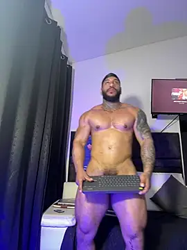 XXX chat uživo modela Andrew_Johnnson