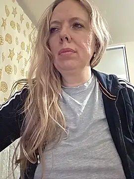 Czat XXX na żywo – Irina3718