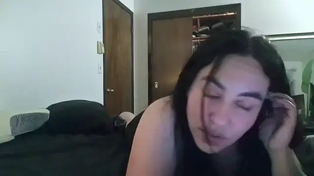 WetFlower69 Show Webcam